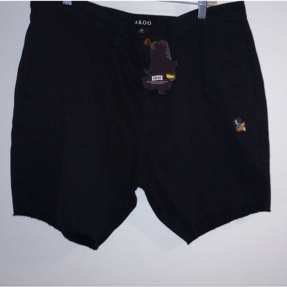 🆕🩳Akoo Kilamanjaro Shorts, Blk, Sz 36 - Picture 5 of 11